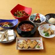 ※掲載メニューが店舗と異なる場合がありますのでご了承下さい。