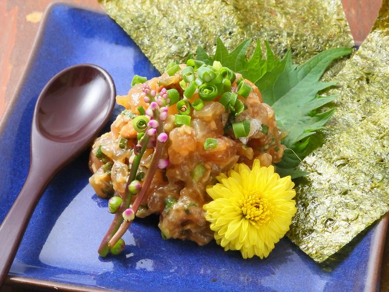 素朴な旨さ。お酒によく合う『鮮魚のなめろう』