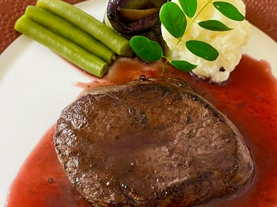 ステーキセット4800円税込