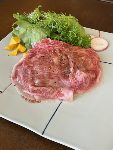 宇宙初‼黒毛和牛サーロイン巻ローリングライス