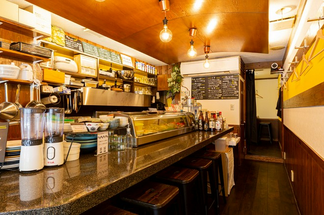 カウンター席がある