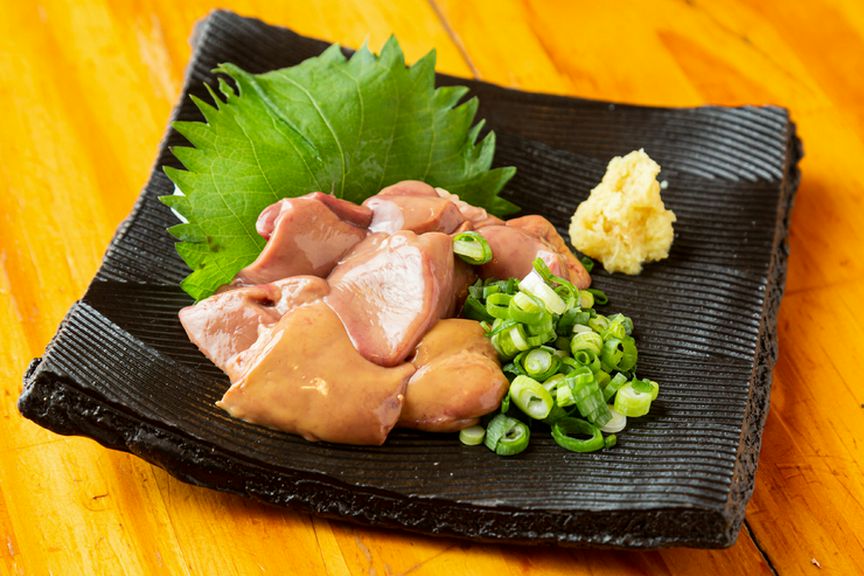 新鮮だからこそ味わえる『鶏生レバー』