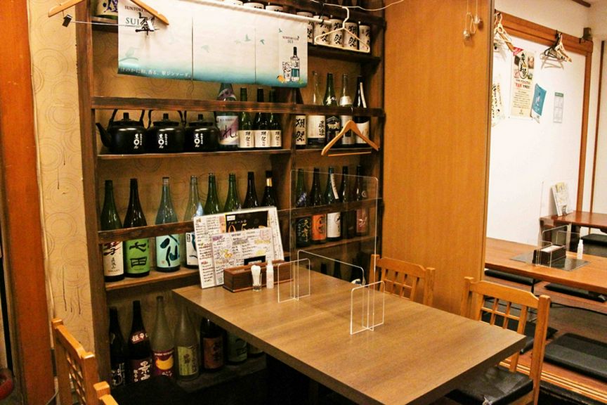 『獺祭』や季節の日本酒など、料理に合うお酒が充実