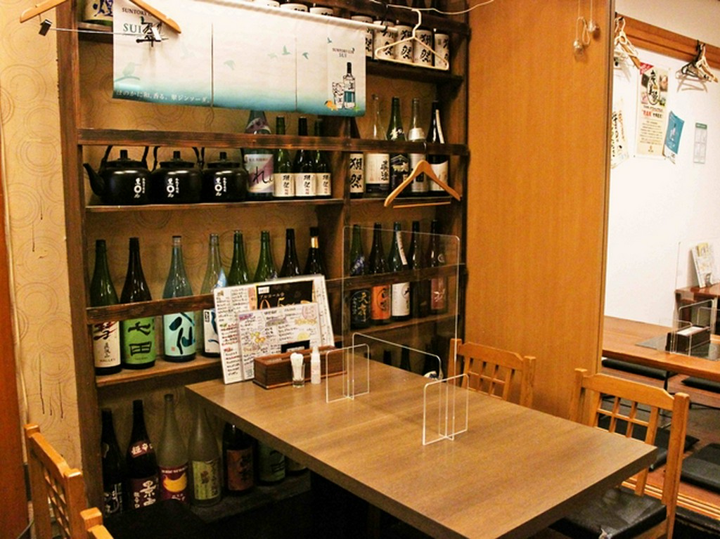 『獺祭』や季節の日本酒など、料理に合うお酒が充実