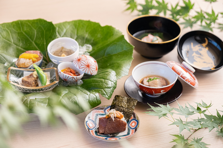 [包含每人1000日元的出租车票] Omakase套餐
