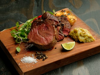 ジビエの概念がガラリと変わるほど旨い！『京都丹後産イノシシロースト』　