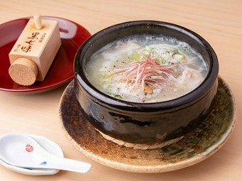 上品でありながらコクのある味わい『季節の小鍋』