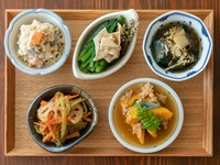 おばんざい盛り合わせ