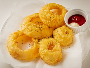 카페 &amp; 바 B. 린다