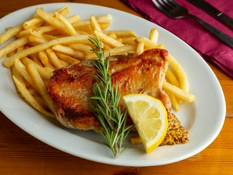 日南鶏もも肉のロースト“悪魔風”