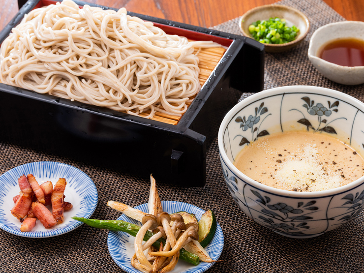 Move over ramen and udon, “cup okonomiyaki” has come to play*