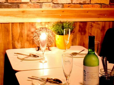 木の温もり溢れる個室空間♪