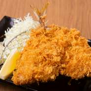 冷凍ではない生食用のアジをフライにしました。いつものアジフライとは違う、魚力ならではのメニュー。