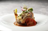メインディッシュの肉料理or魚料理が選べるハーフコース。食材の個性を存分に活かした全てを堪能できるフルコース ※写真はイメージになります。