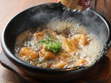 だしの旨みがしっかりと染みた熱々の『揚げ出し豆腐』　