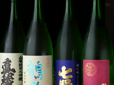 日本各地で誉れ高い日本酒好きを唸らすような銘酒が揃い踏み