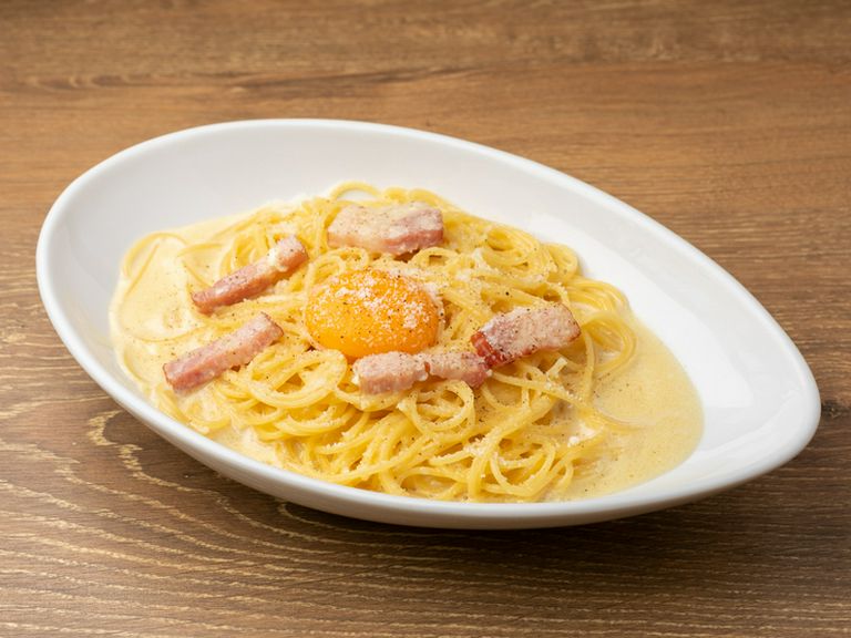 イタリア産熟成チーズの濃厚カルボナーラ