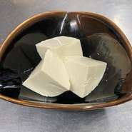 まったりと甘い風味がくせになる自家製おぼろとうふ