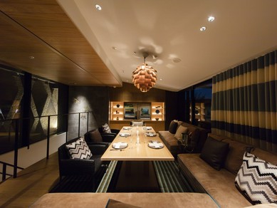 落ち着いた雰囲気と厳選食材でおもてなし