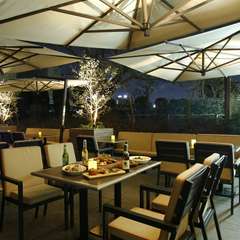 東京タワーが見えるテラス席をご用意しております