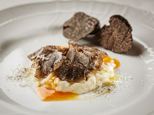 バリエーション豊かな料理を堪能できる『おまかせコース』