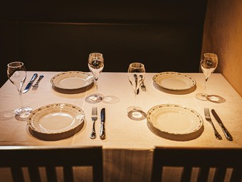 日々変わるスペシャリテと贅沢な時間を満喫できる大人の隠れ家