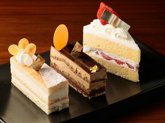 独創的でかわいらしい、ホテルパティシエ渾身の逸品スイーツ『季節のホテル メイド ケーキ』 