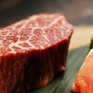 シャトーブリアンの外側でより赤身に近いお肉。女性に人気でとても柔らかく赤身のお肉をお楽しみ頂けます。