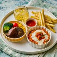 お子様のお祝いメニューやチャイルドセット・プレートとご用意しております。ご家族でお楽しみください。