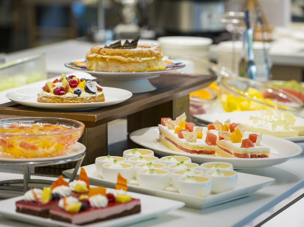 ランチブッフェ