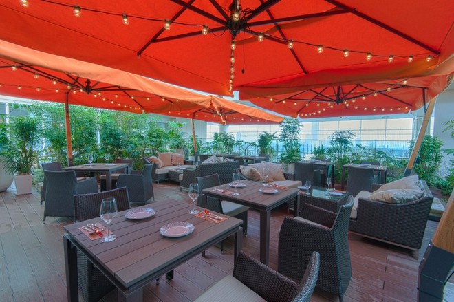 テラス席がある