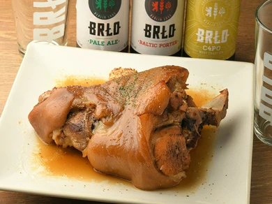 手間を惜しまず、じっくりと仕上げられるドイツ料理の代表格『アイスバイン』