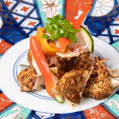 パフォーマンスも楽しみの一つな『毛ガニと雲丹と松茸の和え物』