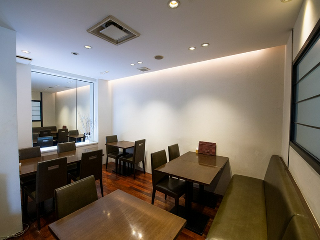 デートにもお使いいただける落ち着きのある空間