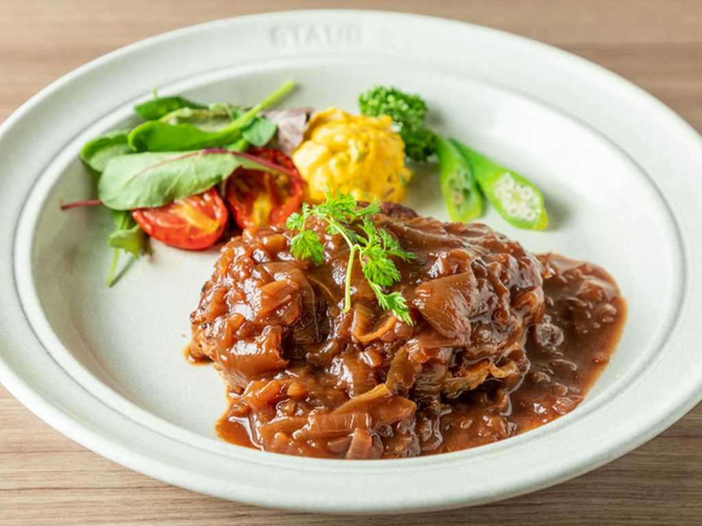 ハンバーグステーキ(デミグラスソース)