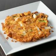 《オススメ》
文句なしの王道売れ筋メニュー海鮮ちぢみ！