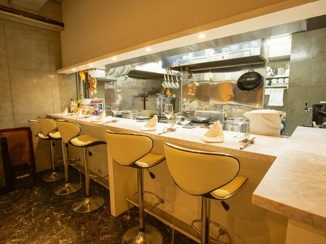 カウンター席がある