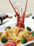 えびと豆腐の煮込み　1680
えびの清炒め　1880
白身魚の酒糟油漬け炒め　1580
えびとカシューナッツ炒め　1880
太刀魚の塩揚げ　1880
揚げ小黄魚上海仕立て　1480
伊勢海老　時価
あわびステーキ　1個2000