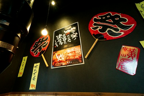 祭のうちわが気分を盛り上げます