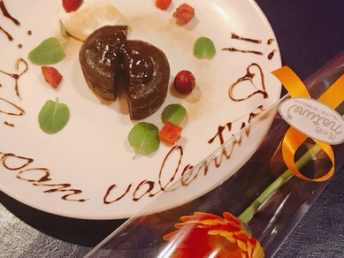 お誕生日のお客様にメッセージ入りデザートプレートプレゼント