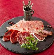 Surtido de salami espanol