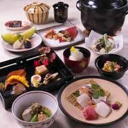 春夏秋冬、厳選された食材でつくる季節の逸品が並ぶ『京会席』。心温まるおもてなしとともに提供してくれ、大切な方を招いての接待や特別な日の会食にオススメです。
