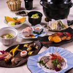 前菜　汁　向付　凌ぎ　焼物　煮物　油物　止椀　香の物　飯　水物