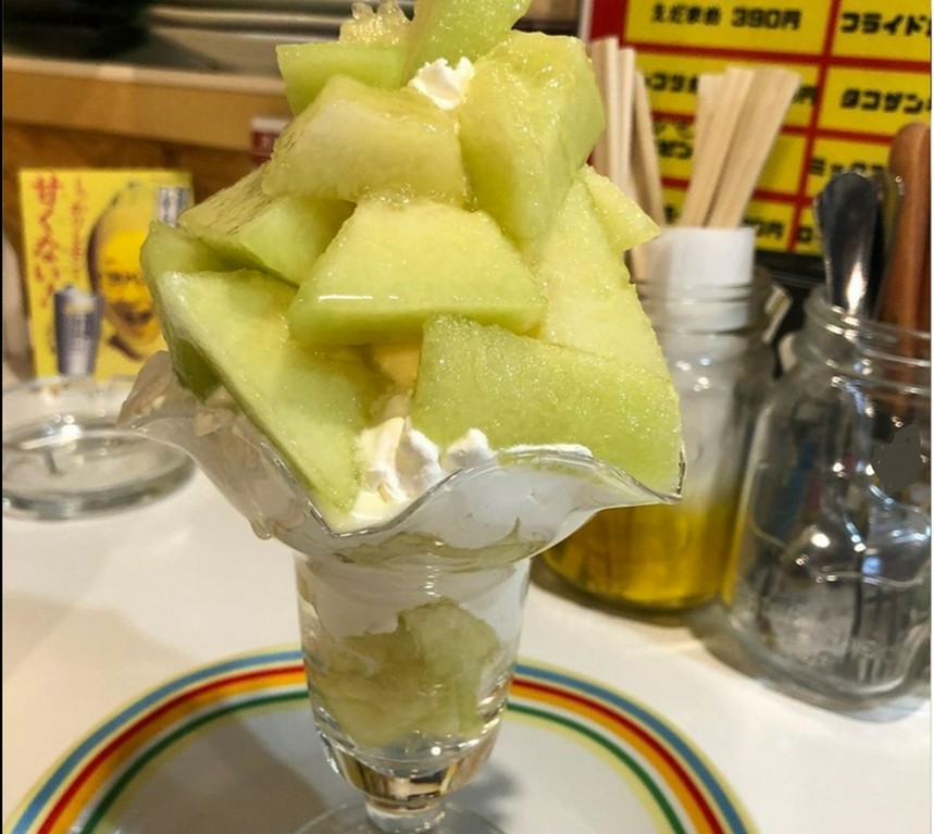 【当店自慢】季節限定もあるよ！インスタ映え◎『パフェ』