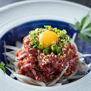 馬ユッケ