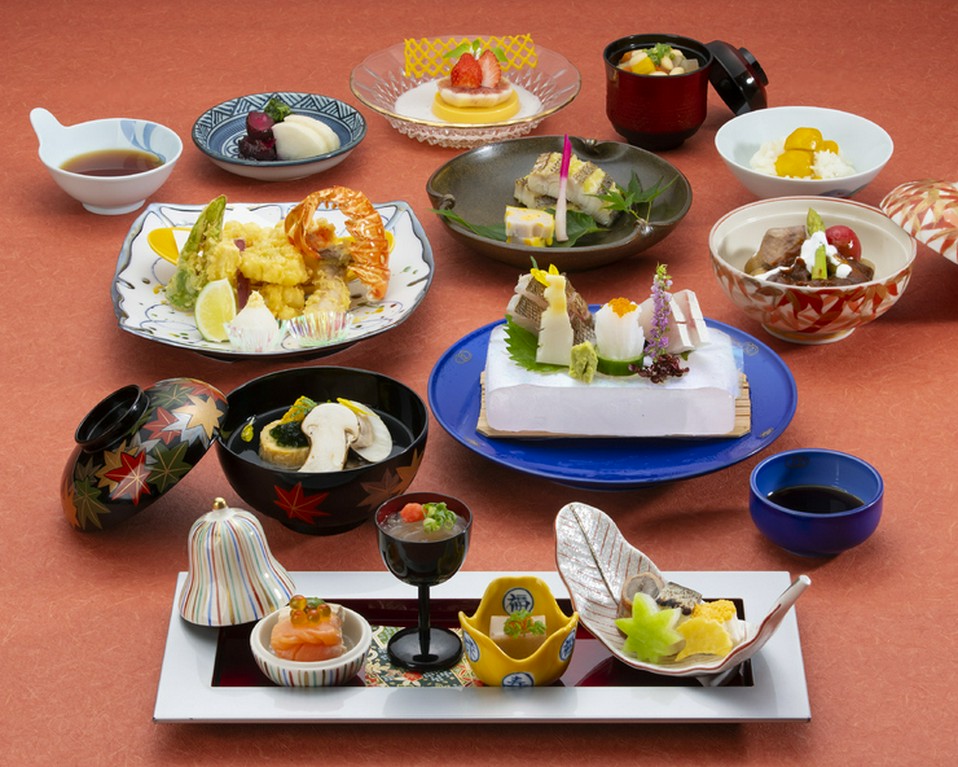 季節感を料理で感じる。旬の食材を美しい料理で味わえる『楽水　割烹会席』