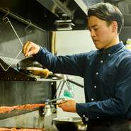 おいしさを感じた時に見られる自然な笑顔がより輝くよう、常においしさを探求されているそう。ゲストがリラックスできる接客スタイルも細やかに配慮しているそうです。