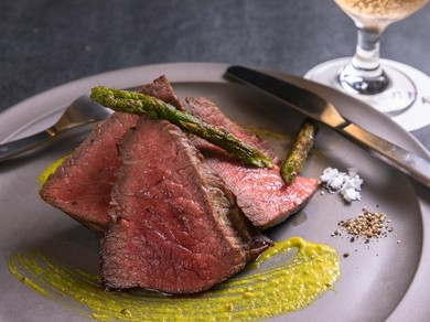 世界に誇る和牛を堪能『WAGYU ステーキ 炭火焼 150g』