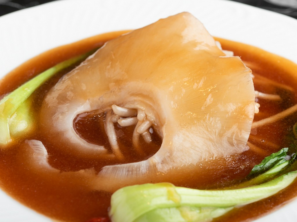 フカヒレの姿煮