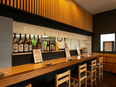 サク飲みにもピッタリ。カウンターで気軽にお食事